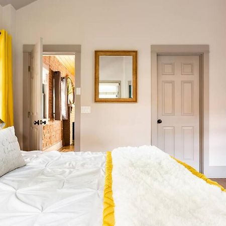 2Br Home W Parking Downtown Charm In Full Bloom! Tucson Zewnętrze zdjęcie