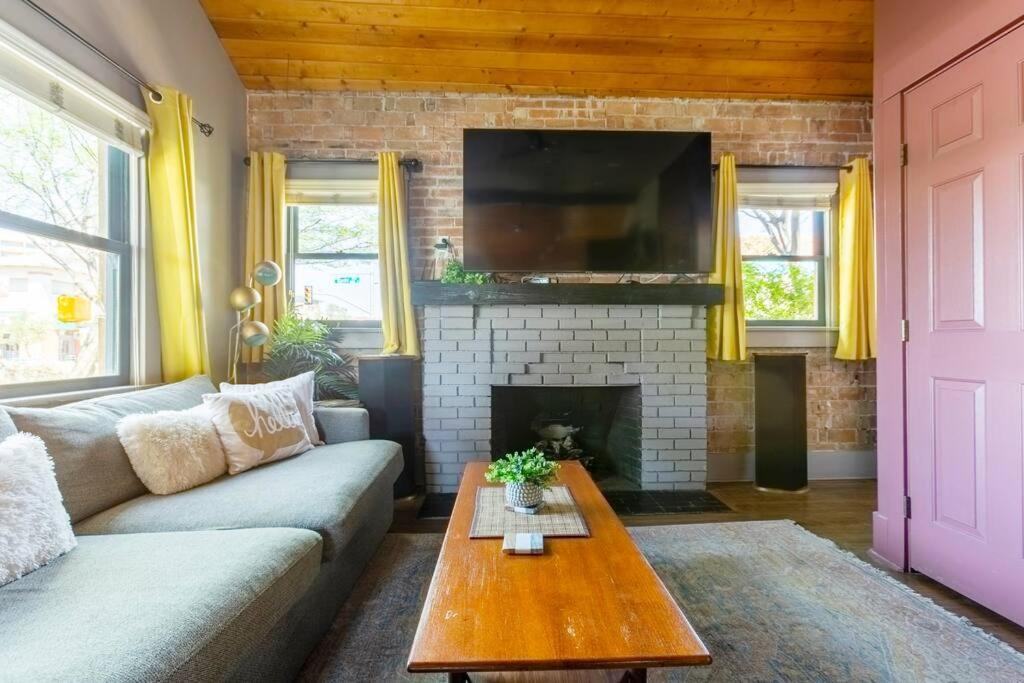2Br Home W Parking Downtown Charm In Full Bloom! Tucson Zewnętrze zdjęcie