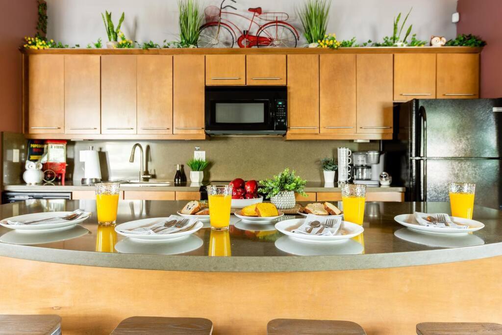 2Br Home W Parking Downtown Charm In Full Bloom! Tucson Zewnętrze zdjęcie